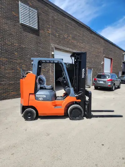 Keywords: used forklift, forklift, propane forklift, 3-stage mast, 8,000 lbs capacity, side shift, w...