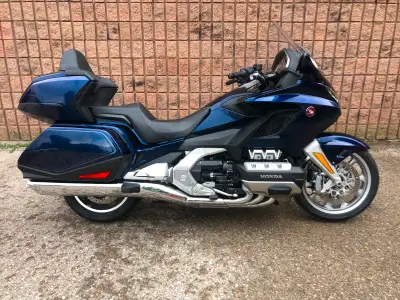-2019 Honda GL1800 GoldWing. -6 speed transmission (non DCT). -New tires. -New brakes. -Just service...