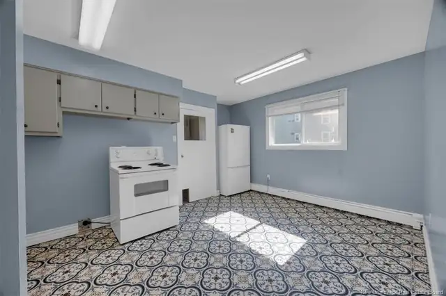 32 Cedar Grove Crescent - 2 Upper Bedroom Unit in Saint John in Long Term Rentals in Saint John - Image 9