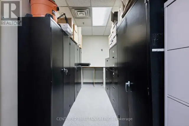 18 - 2355 DERRY ROAD E Mississauga (Northeast), Ontario in Commercial & Office Space for Sale in Mississauga / Peel Region - Image 28