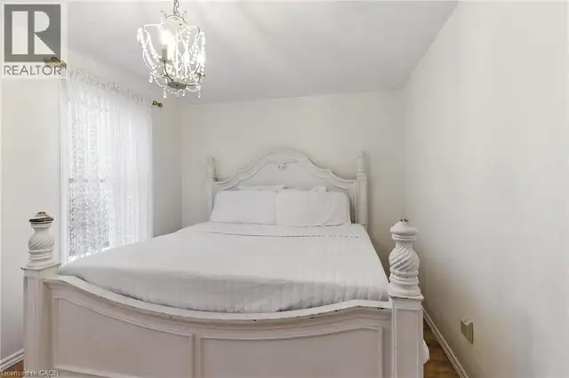 44 HOLTON Avenue N Hamilton, Ontario in Houses for Sale in Hamilton - Image 20