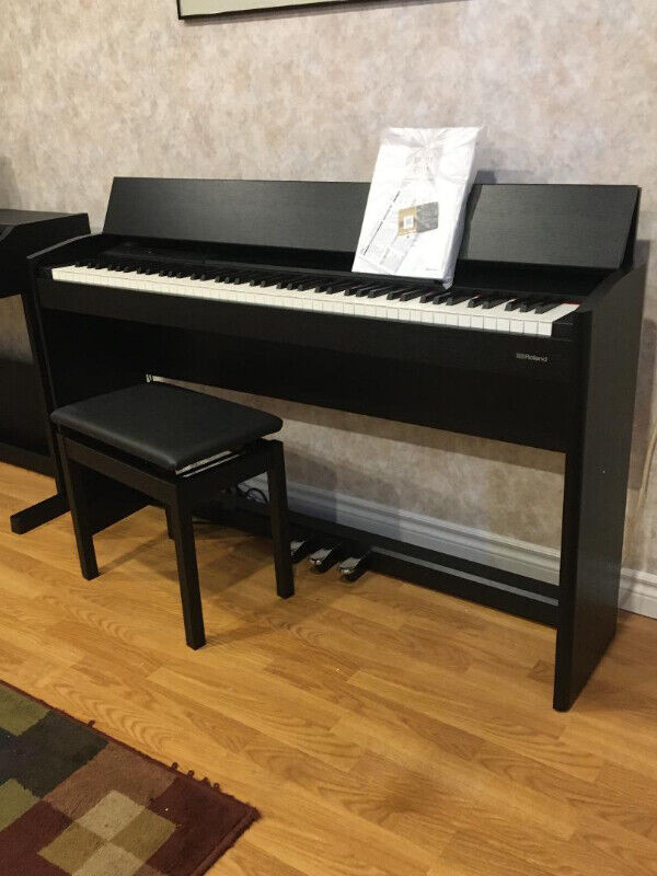 Roland F 701 Digital piano  Free headphones! in Pianos & Keyboards in Oshawa / Durham Region - Image 2