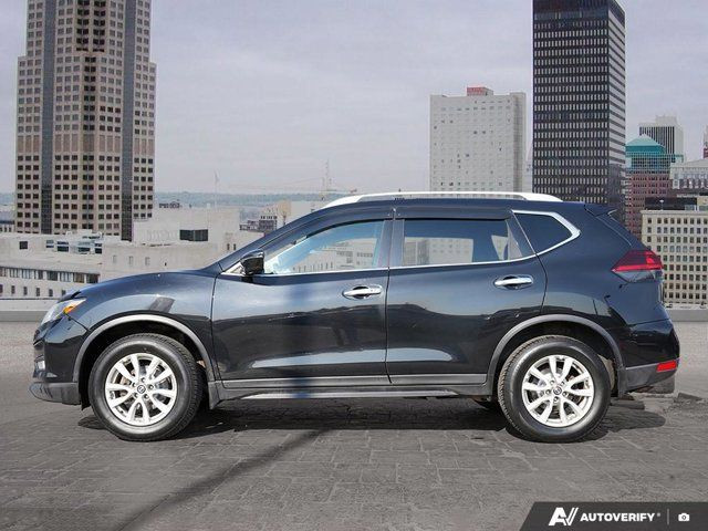 2020 Nissan Rogue SV AWD | No Accidents | Rock Deflector in Cars & Trucks in Calgary - Image 3