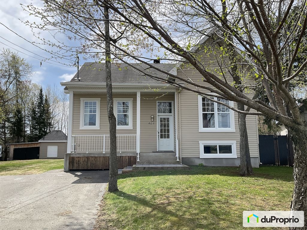 $545,000 - Bungalow for sale in St-Lin-Laurentides — photo 1