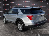 Come see this 2022 Ford Explorer XLT before it's too late! *This Ford Explorer Is Competitively Pric... (image 3)