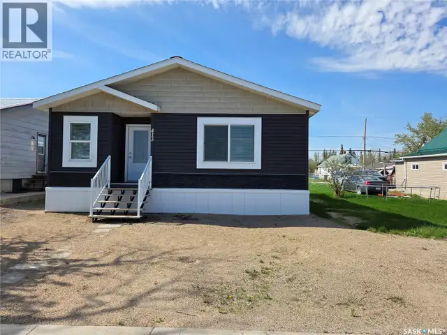 413 Railway STREET Kipling, Saskatchewan in Houses for Sale in Regina - Image 5