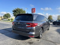 This 2024 Honda Odyssey Touring is a fantastic family vehicle, perfect for those who need space and... (image 4)