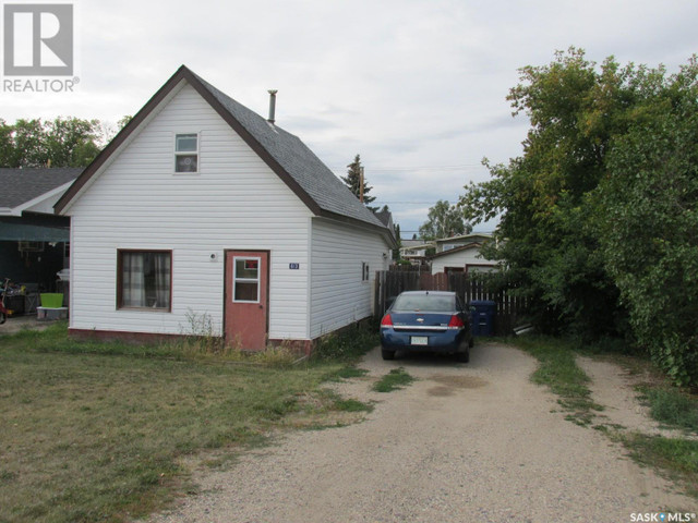 613 7th AVENUE W Nipawin, Saskatchewan in Houses for Sale in Nipawin