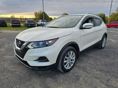 2023 Nissan Qashqai SV AWD with 29,476 km! Clean history with no accidents See Carfax report linked...