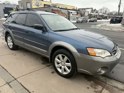 2006 SUBARU LEGACY OUTBACK 2.5L 4 CYLINDER AWD WAGON 211,000 KM NO ACCIDENT CARFAX AVAILABLE! THREE...