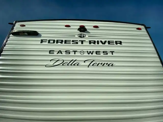 2025 EAST TO WEST Della Terra 250QB in Travel Trailers & Campers in Bedford - Image 18