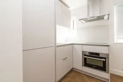 renovated bachelor, church and wellesley - ID 71