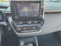 LOW KMS! Extra clean inside and out, this Toyota Corolla has only driven 36,000 km. Apple carplay An... (image 7)