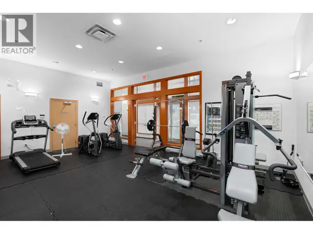 6 BEACH DRIVE West Vancouver, British Columbia in Condos for Sale in Sunshine Coast - Image 33