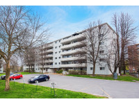 Westwinds I & II – 111-131 Notch Hill. Fall Into Savings: Lease Now & Get 1 Month FREE! Open House:... (image 1)