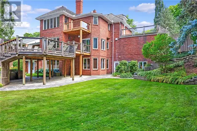 32 MAPLE HILL Drive Kitchener, Ontario in Houses for Sale in Kitchener / Waterloo - Image 6