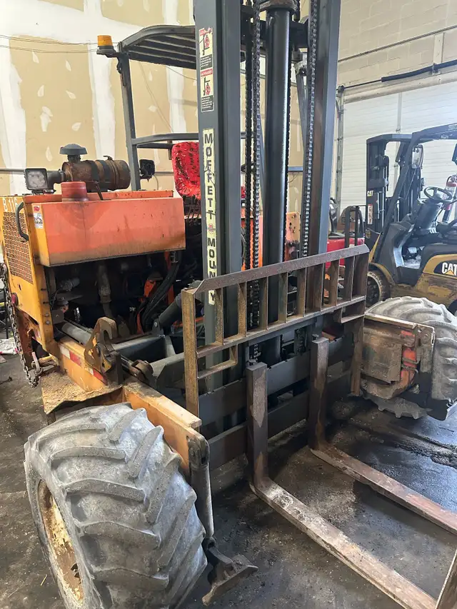 Truck mounted forklift, moffett palginger loadmac repair service in Heavy Equipment in Mississauga / Peel Region - Image 5