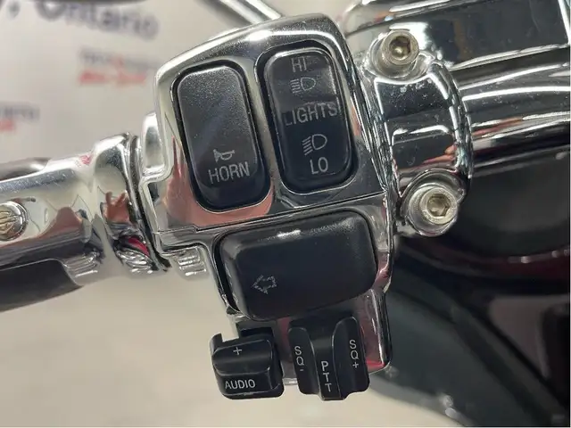 2013 Harley-Davidson CVO Electra Glide Ultra LIKE NEW/HEATED SEA in Sport Touring in North Bay - Image 20