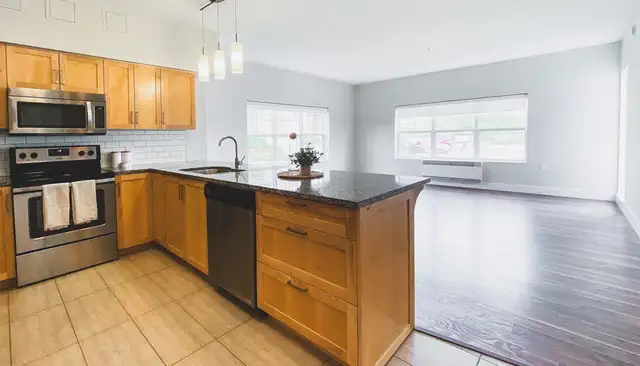 Luxury Living | 1 Bedroom, 1 Bathroom Suite |