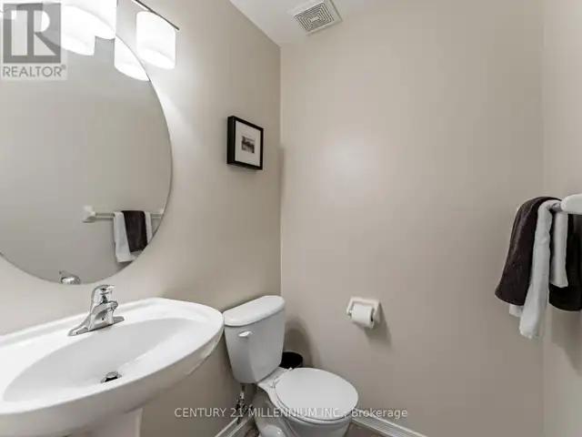 111 CEDAR LAKE CRESCENT Brampton (Bram West), Ontario in Condos for Sale in Mississauga / Peel Region - Image 17