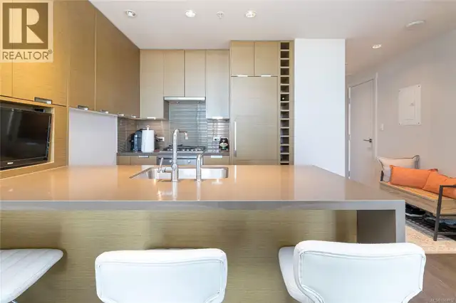 708 83 Saghalie Rd Victoria, British Columbia in Condos for Sale in Victoria - Image 10
