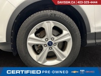 The 2016 Ford Escape SE 4WD blends versatile SUV capability, efficient performance, and modern comfo... (image 8)