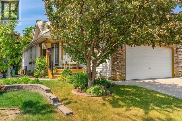 213 Douglas Glen Boulevard SE Calgary, Alberta62864758593411122