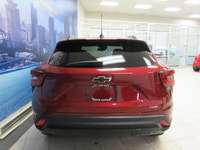 CHEVROLET TRAX 2024 2RS AUTOMATIQUE TOUT ÉQUIPÉ / TOIT OUVRANT ÉLECTRIQUE / VOLANT CHAUFFANT / BANCS... (image 4)