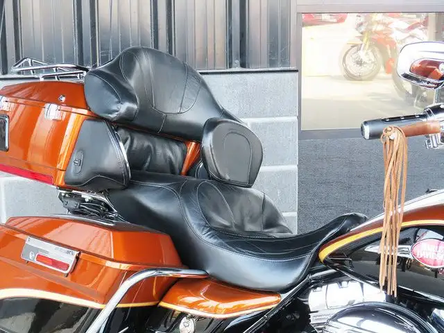 2008 Harley-Davidson FLHTCUSE3 Screamin? Eagle Ultra Classic Ele in Sport Touring in Cambridge - Image 8