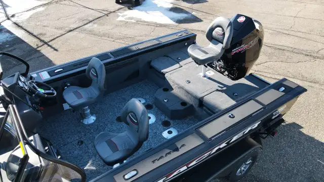 2025 TRACKER Targa V19 Combo TE Aluminum Fishing Boat in Powerboats & Motorboats in Vernon - Image 12