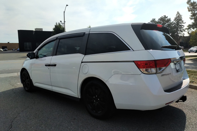 2016 Honda Odyssey SE *Leather, Back-up Cam* in Cars & Trucks in Markham / York Region - Image 4