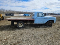 This item(s) are selling by Online Timed Auction Equipment Consignment Auction Bidding Opens: 9 AM -... (image 4)