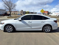 WAS: $31999 NOW: $30999 plus taxes and licensing feesNEW TO CANADA? WE HAVE AN APPROVAL WAITING FOR... (image 3)