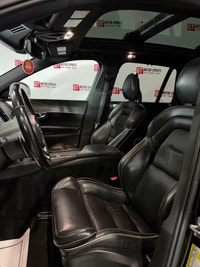 [""] . Engine: 4 L/100Km City: 11.5 L/100Km Hwy: 8.8 Safety Equipment ABS And Driveline Traction Con... (image 6)