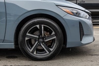 Une inspection en plus de 150 points. Véhicule vendu avec un rapport d'inspection certifié, un rappo... (image 6)