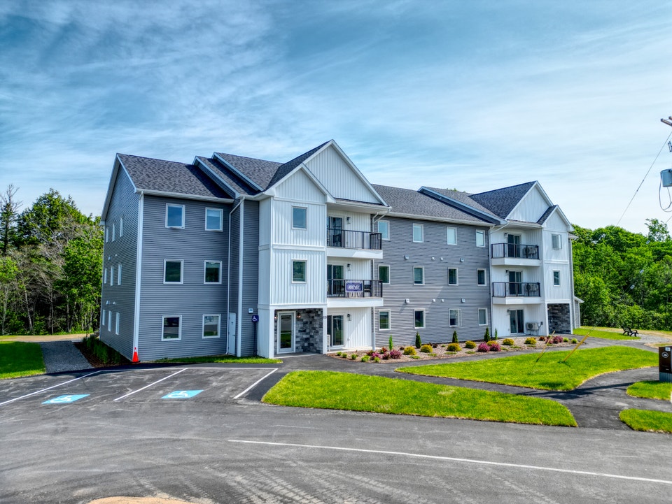 3-Bedroom Apartment in Greenwich — $2,450/mo 3