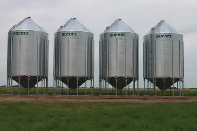GOEBEL HOPPER BOTTOM GRAIN BINS - AVAILABLE TO SHIP ASAP Various sizes available UNSTIFFENED: 9-18'...