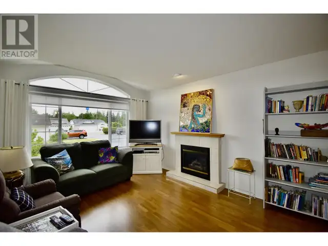 22 535 SHAW ROAD Gibsons, British Columbia in Condos for Sale in Sunshine Coast - Image 10