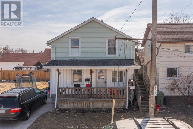 471 TUSCARORA STREET Windsor, Ontario in Houses for Sale in Windsor Region