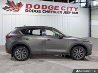KBB.com Brand Image Awards. This Mazda CX-5 boasts a Regular Unleaded I-4 2.5 L/152 engine powering... (image 5)