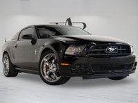 This 2014 Ford Mustang V6 Premium is a local Ontario vehicle that delivers classic American muscle c... (image 1)