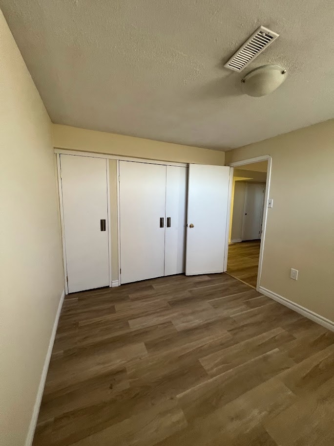 1 bedroom walkout basement for rent in Bradford 3
