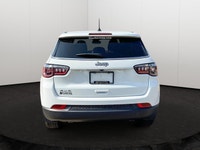 This Jeep Compass has a dependable EC1 2.0L DOHC I-4 DI turbo engine w/ESS engine powering this Auto... (image 4)