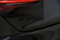 Traction intégrale Audi quattro / Apple Carplay + Android Auto / S-Line / Black Optics / Navigation... (image 6)