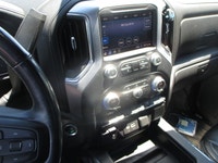 Built for hard work and daily comfort, this used 2021 GMC Sierra 1500 Elevation is a full-size picku... (image 5)