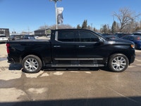 ?? 2022 Chevrolet Silverado High Country with technology package and adaptive ride control. Updated... (image 4)