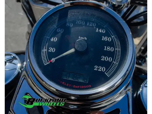2011 Harley-Davidson Heritage Softail Classic in Street, Cruisers & Choppers in Ottawa - Image 14