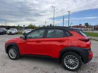 2019 HYUNDAI KONA PREFERRED EDITION ONLY 155,650KM CLEAN CARFAX TWO TONE ROOF HEATED SEATS SUPER CLE... (image 3)