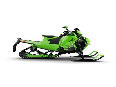 -ZR 600 RX-C EPS 2027 MANUEL START 137 • 599cc C-TEC2 Twin Cylinder EFI Engine • R-XC SLIDE-ACTION R...