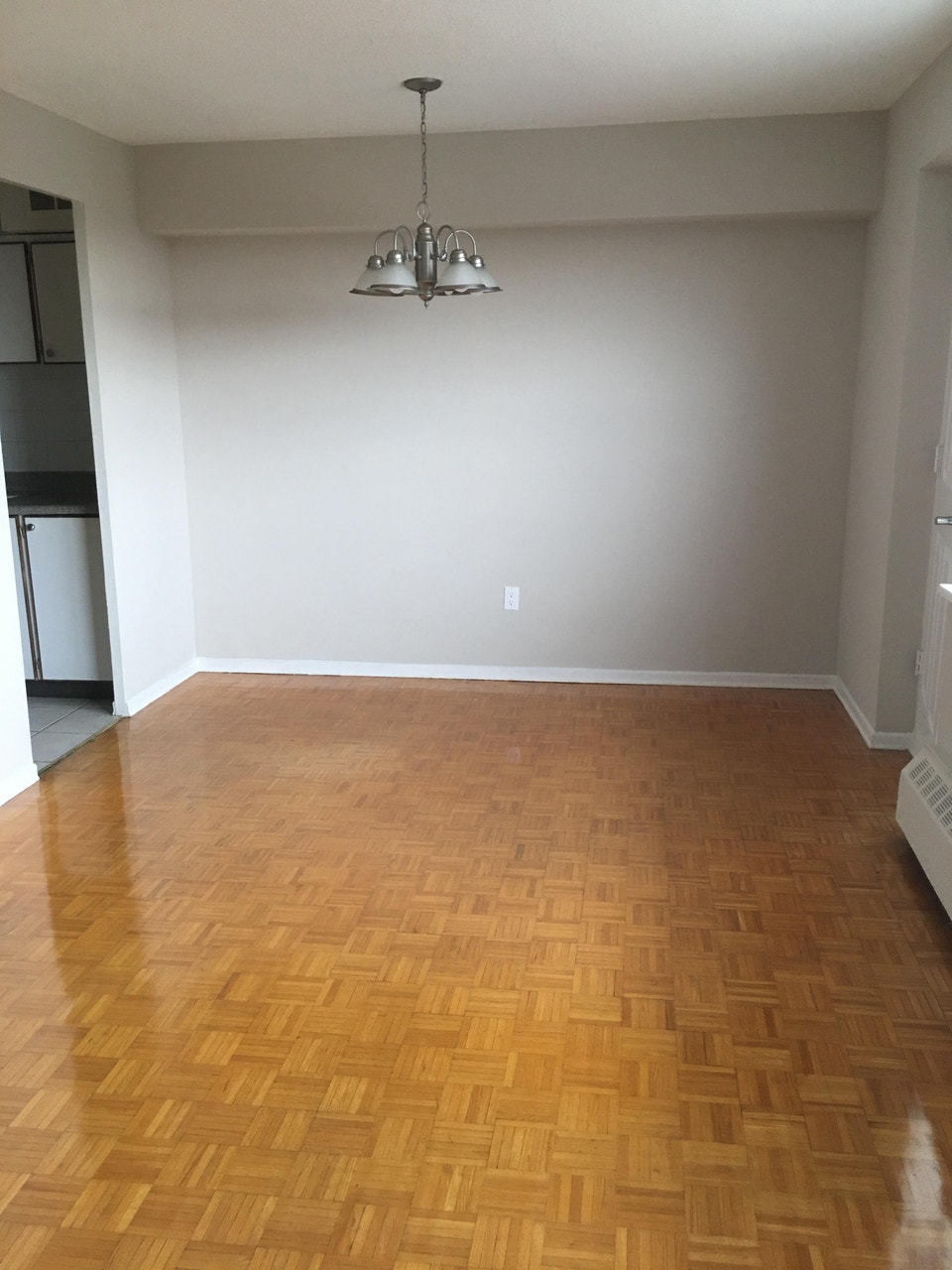 Spacious two bedroom unit available 3